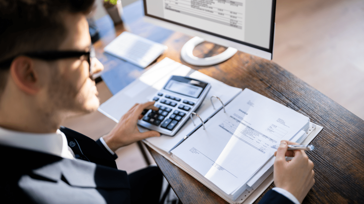 SMSF Accountant: 7 Powerful Reasons to Hire One